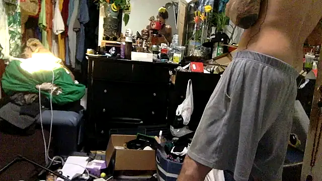 Robriguezxxx online show from October 2, 4:38 am