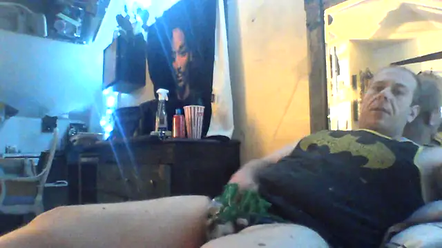 Snapshot of ditchwater chatting on March 20, 7:14 am ditchwater online show from March 20, 7:14 am