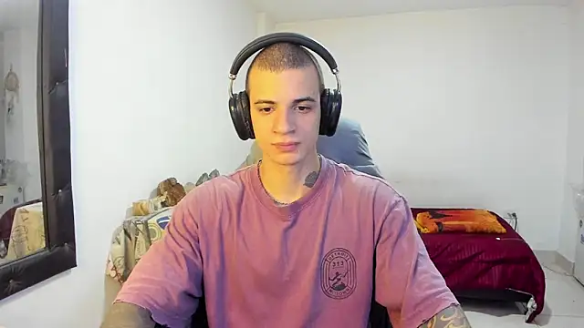 Balo lovers online show from April 3, 3:20 pm