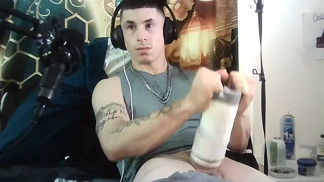 --D-a-D-D-y- online show from January 8, 5:56 am