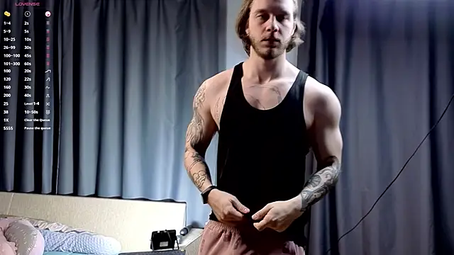 pleasure8869 online show from December 4, 5:03 am