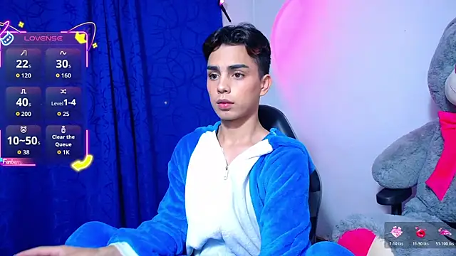 OwenBluee online show from April 20, 12:35 am