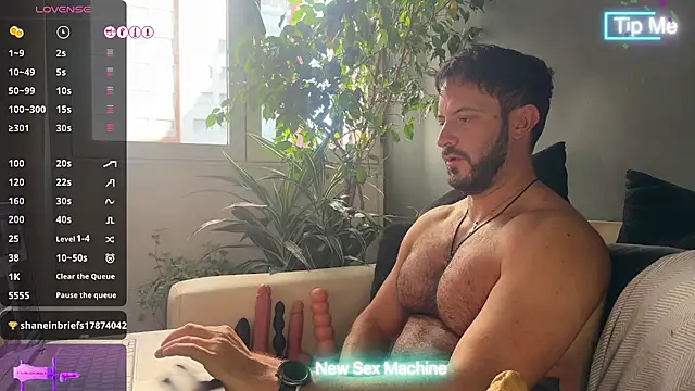 arielenbsas online show from February 8, 8:35 pm