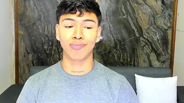 Timmy King  online show from January 8, 10:06 pm