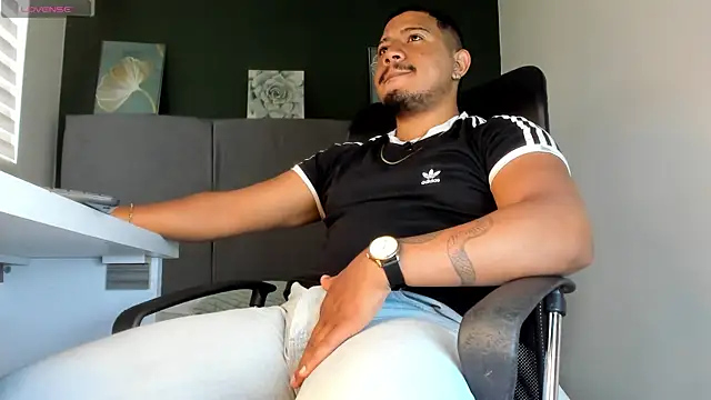 Jan Flp online show from April 13, 1:01 pm