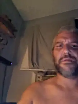Snapshot of silkstroker6981 chatting on October 11, 9:57 am silkstroker6981 online show from October 11, 9:57 am