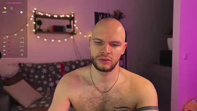 Snapshot of maxx_alexx chatting on December 30, 10:32 am maxx alexx online show from December 30, 10:32 am