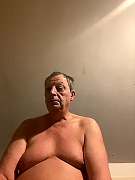 chubbybear2cum online show from October 6, 7:02 am