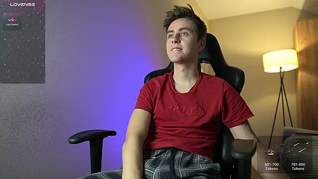 TaisonBrownX online show from March 11, 7:25 pm