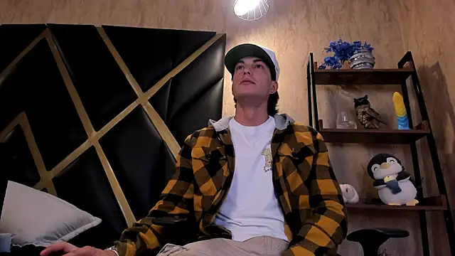 Karimferrer online show from April 21, 3:45 am