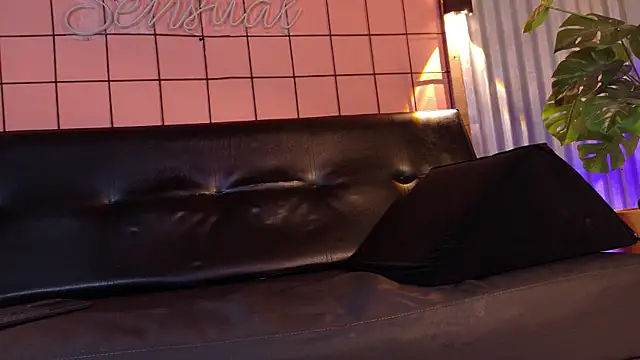 french sexx online show from April 16, 1:16 am