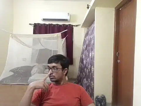 THE NAKED BOY online show from April 1, 1:02 pm