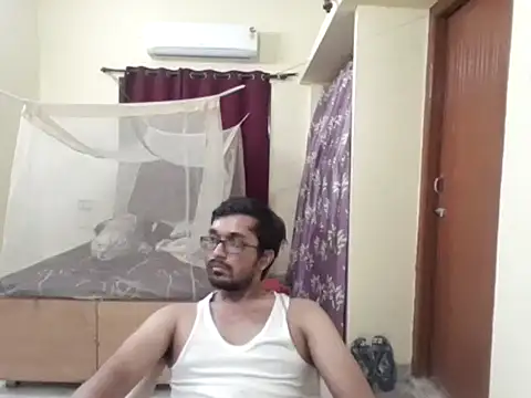 THE NAKED BOY online show from April 22, 2:55 pm