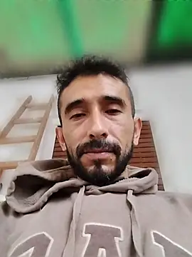 weedmanhot28 online show from April 25, 7:11 am