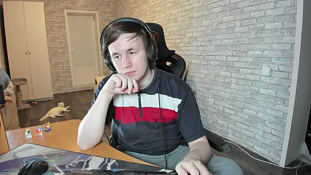 iliaskrislove online show from March 21, 10:28 pm