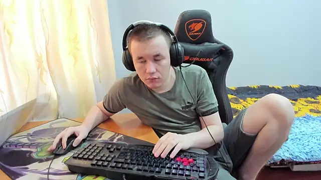 iliaskrislove online show from October 20, 6:17 am