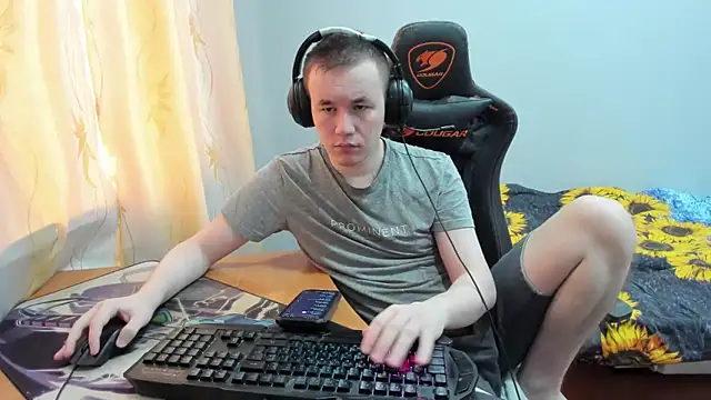 iliaskrislove online show from October 17, 4:38 am