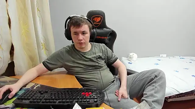 iliaskrislove online show from January 7, 5:29 pm