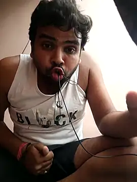 Snapshot of MeFeellove chatting on October 3, 9:25 am MeFeellove online show from October 3, 9:25 am