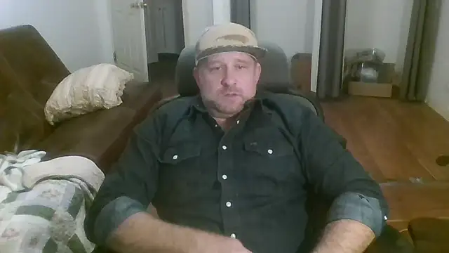 poundyouout69 online show from February 13, 3:57 am