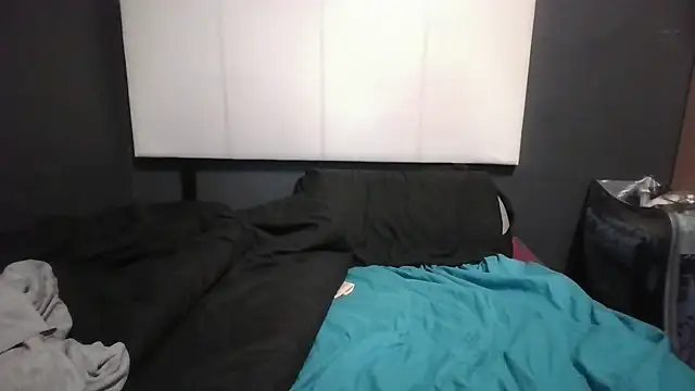 THEEBOSSTEE online show from December 20, 1:57 am