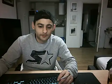 mihaimichael online show from April 30, 8:57 pm