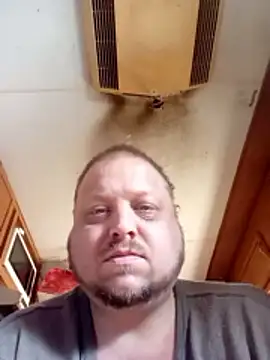 Snapshot of tjmacksjr chatting on December 3, 3:11 pm tjmacksjr online show from December 3, 3:11 pm