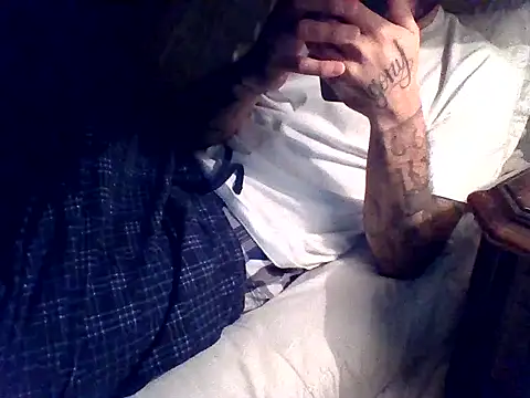 tengocanicas online show from November 18, 8:07 am