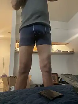 freakzmexx online show from February 11, 2:46 am