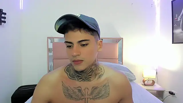 Snapshot of mad_maxxx2 chatting on February 2, 11:42 pm mad maxxx2 online show from February 2, 11:42 pm