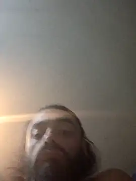 C8L3U online show from March 2, 7:37 am