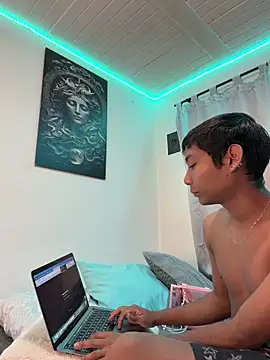 alejo cute online show from May 16, 3:10 pm