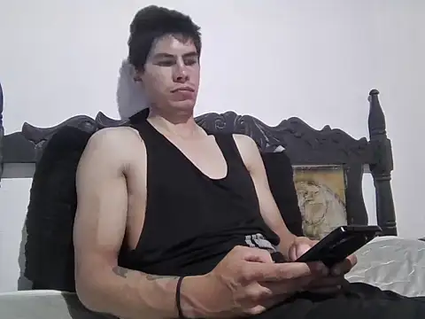 lmlfff online show from March 23, 7:09 pm