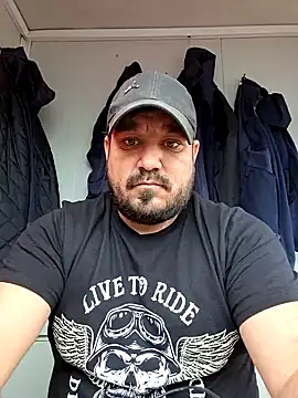 Futacisu online show from November 9, 7:45 am