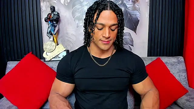 Snapshot of MikeEstevess chatting on October 8, 1:48 pm MikeEstevess online show from October 8, 1:48 pm