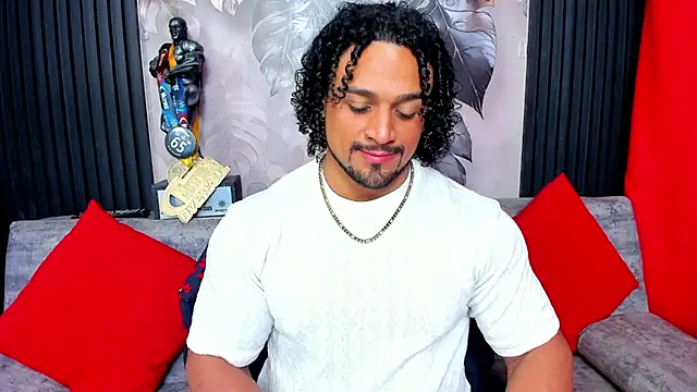 MikeEstevess online show from February 5, 9:49 am