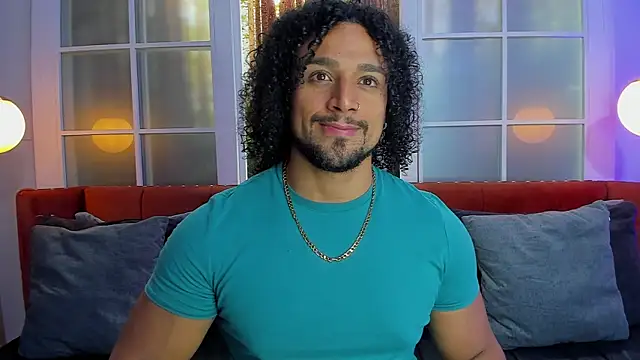 Snapshot of MikeEstevess chatting on March 18, 4:29 am MikeEstevess online show from March 18, 4:29 am