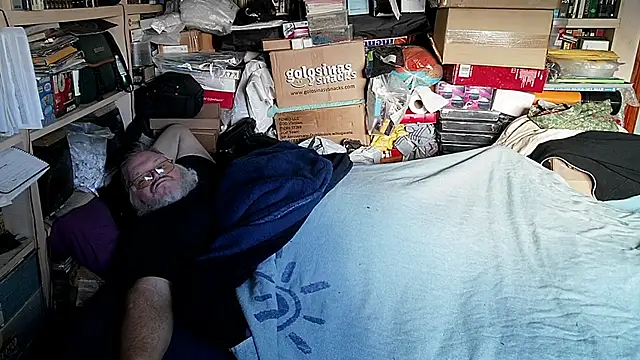 hadeszeuss2 online show from January 11, 3:16 pm