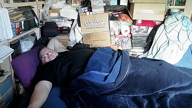 hadeszeuss2 online show from February 21, 3:13 pm