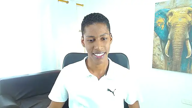 maiki18  online show from February 5, 8:49 pm