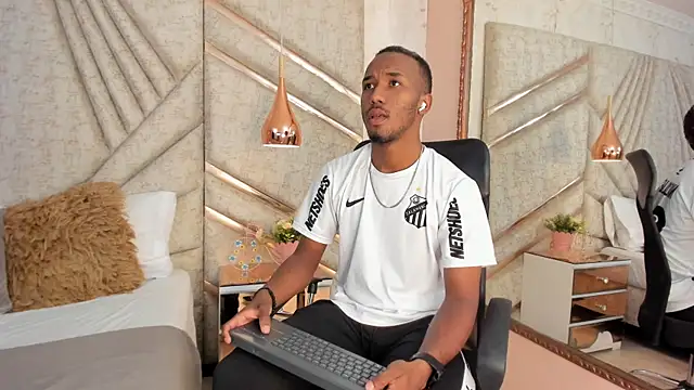 JamesParck online show from January 9, 12:19 pm