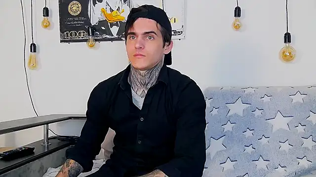 CarterCole online show from January 16, 2:20 pm