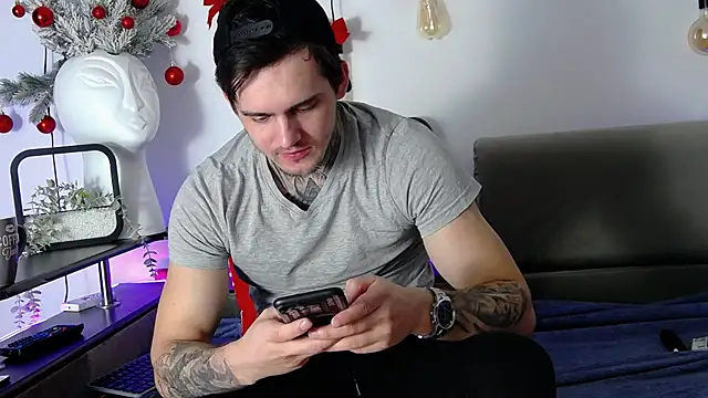 CarterCole online show from January 5, 6:46 am