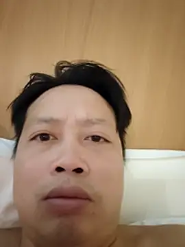 ZHU520520 online show from May 5, 2:24 am