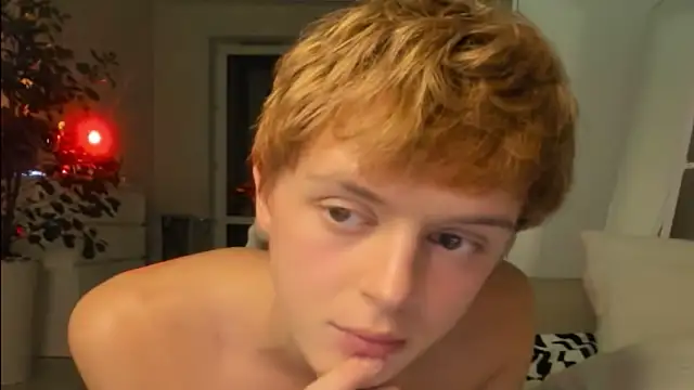 agelandreww online show from November 22, 6:07 pm