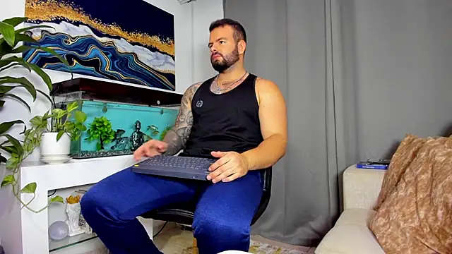 Johnnygrayson1 online show from February 19, 11:04 pm