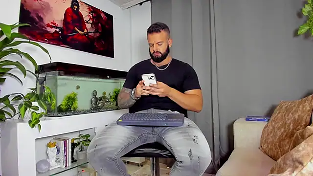 Johnnygrayson1 online show from February 6, 10:43 pm