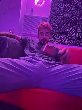 BROKEBOY707 online show from July 4, 4:37 am