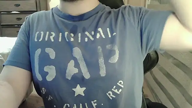 Himbo fox online show from June 15, 7:44 am