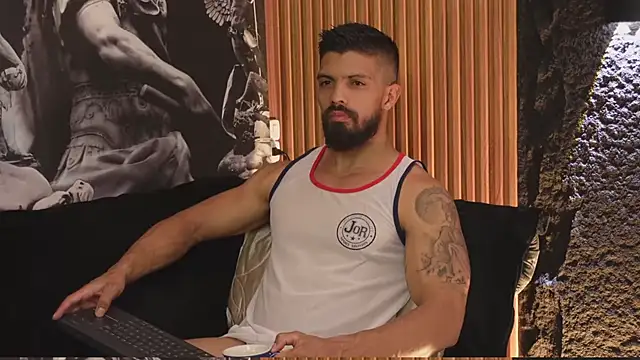 DannSaenz online show from October 5, 10:25 pm